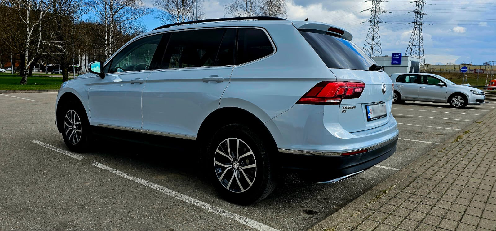 Volkswagen Tiguan Allspace (1)